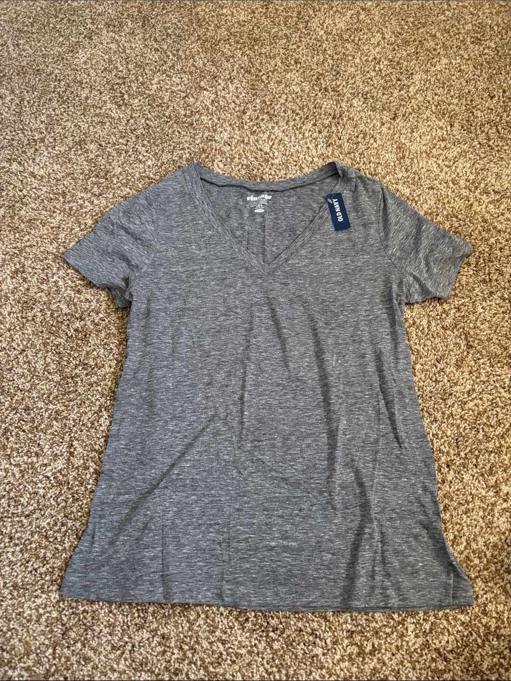 NWT || Old Navy || Heather Gray V-Neck Short Sleeve Tee Size L
